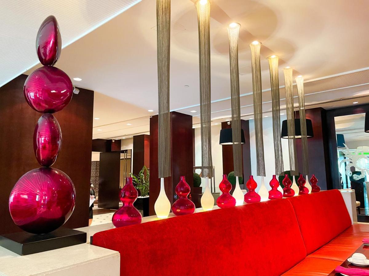 Moevenpick Grand Al Bustan Hotel Dubai Bagian luar foto Lobby