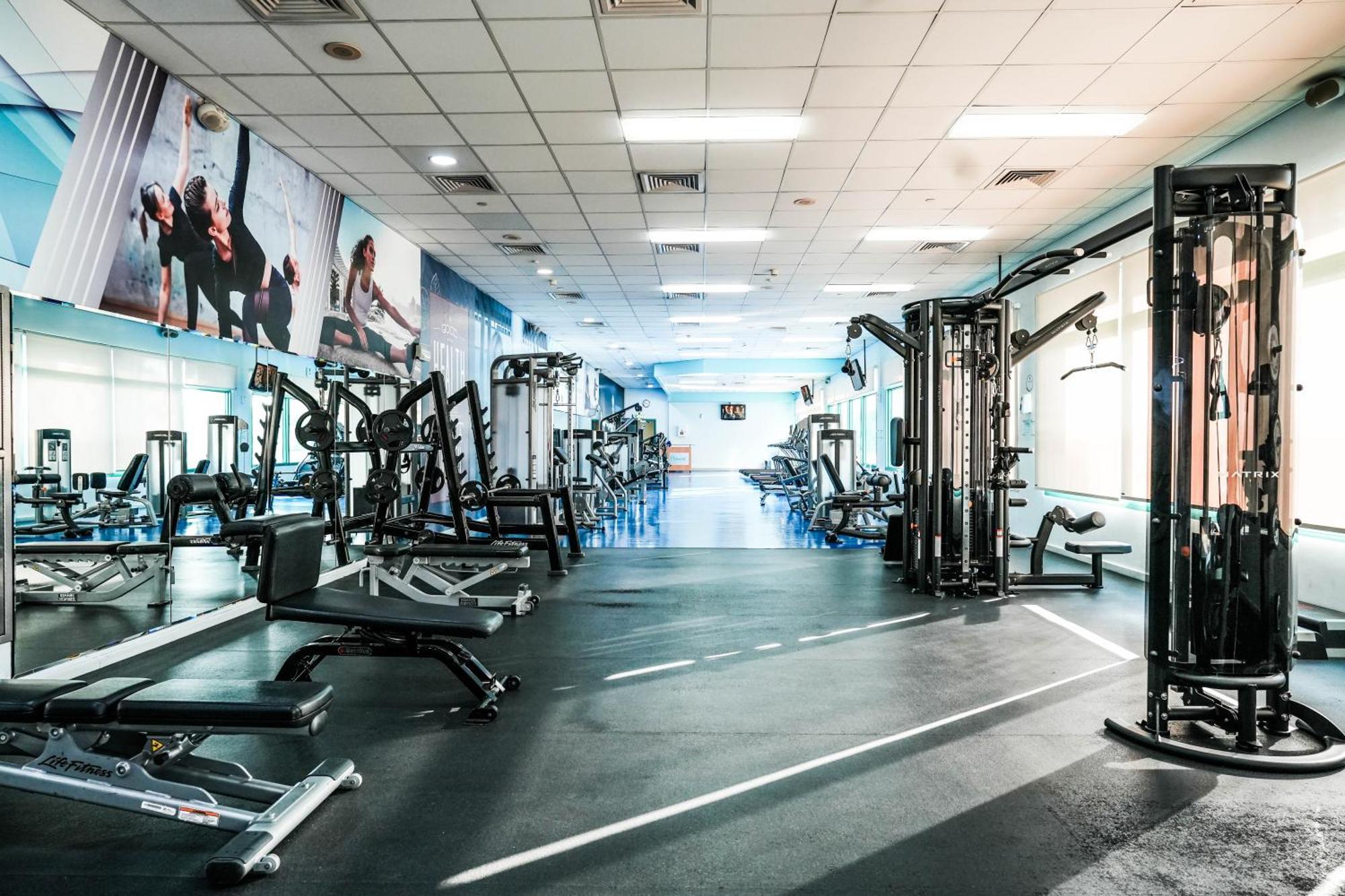 Moevenpick Grand Al Bustan Hotel Dubai Bagian luar foto The gym at the 2012 London Olympics